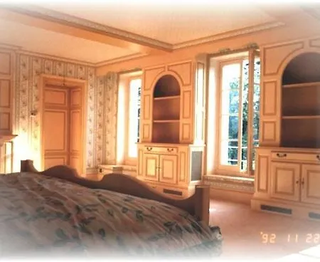 Chateau De Lacaze