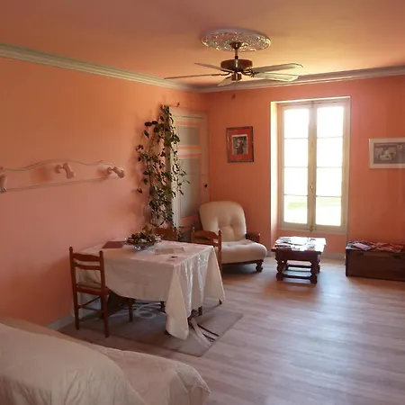 Chateau De Lacaze Lagarrigue (Lot-et-Garonne)