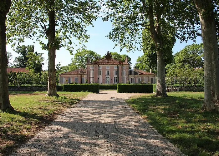 Bed & Breakfast Chateau De Lacaze Lagarrigue (Lot-et-Garonne)