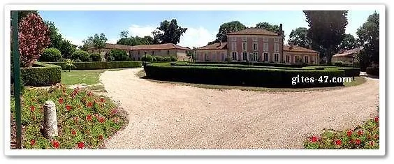 Chateau De Lacaze Lagarrigue (Lot-et-Garonne)