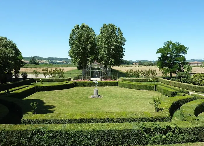 Bed & Breakfast Chateau De Lacaze